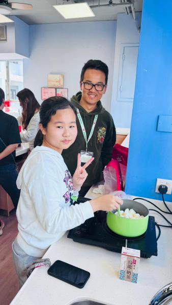 Snowflake Crisp Making Class