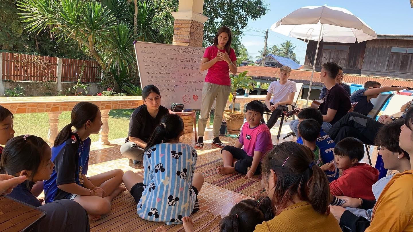 Our Alumnus serve in Northern Thailand to practice the teaching of Serve but not to be served