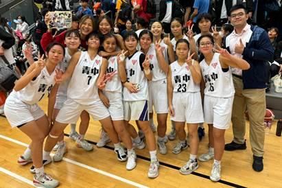 Girl’s Grade A Basketball Team has won the championship in the Yuen Long Inter-School Competition and entered the All Hong Kong Schools Jing Ying Basketball Tournament.