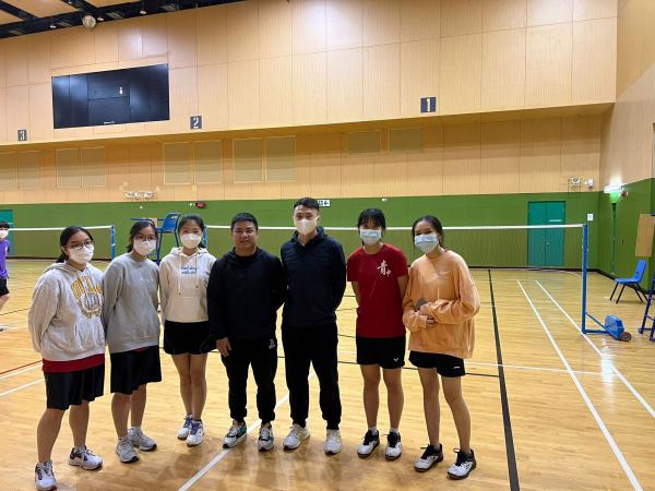 Girls-grade-A-badminton-team
