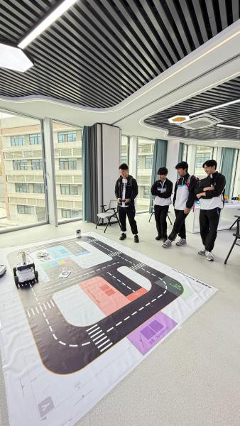 2025 本校師生代表到訪深圳市高級中學高中園進行「運動友誼交流」