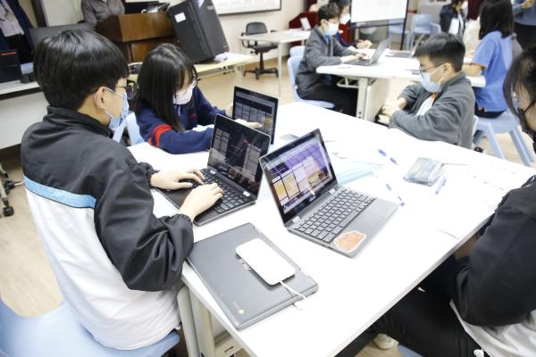 Online Exchange English Lesson with our sister school, Xian No.30 Middle School