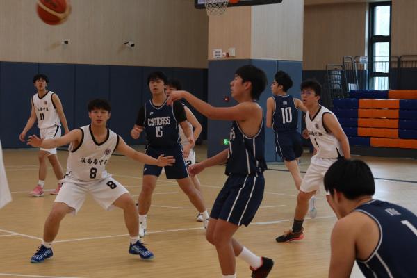 Visit to Shenzhen Senior High School (High School Campus)