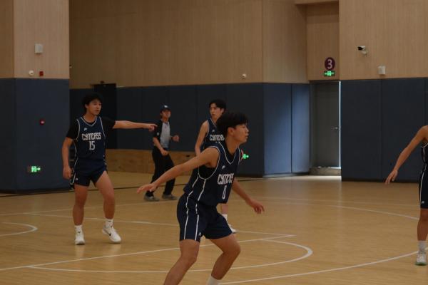 Visit to Shenzhen Senior High School (High School Campus)