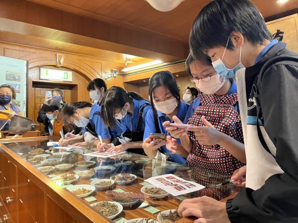 S2: A museum trip to Hong Kong Museum of Medical Sciences