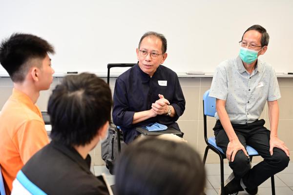 校友會「漫談點滴情」