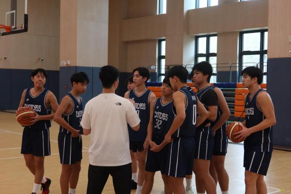 2025 本校師生代表到訪深圳市高級中學高中園進行「運動友誼交流」