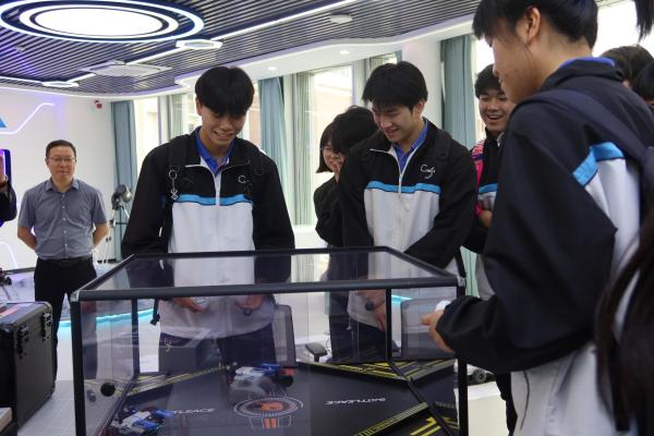 2025 本校師生代表到訪深圳市高級中學高中園進行「運動友誼交流」