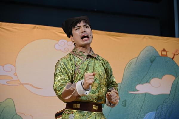 English Drama Show "Mulan"