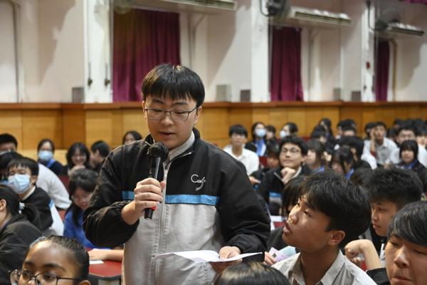 Students_Association_Debate