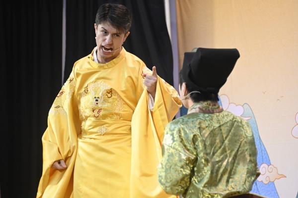 English Drama Show "Mulan"