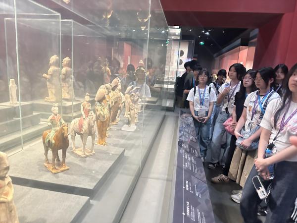 鄭州、洛陽及西安歷史文化探索之旅