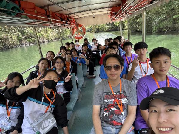 「韶關丹霞山的地質地貌及生態保育」交流考察團