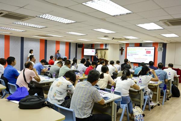 廣東省中學教師交流團訪校