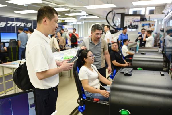 廣東省中學教師交流團訪校