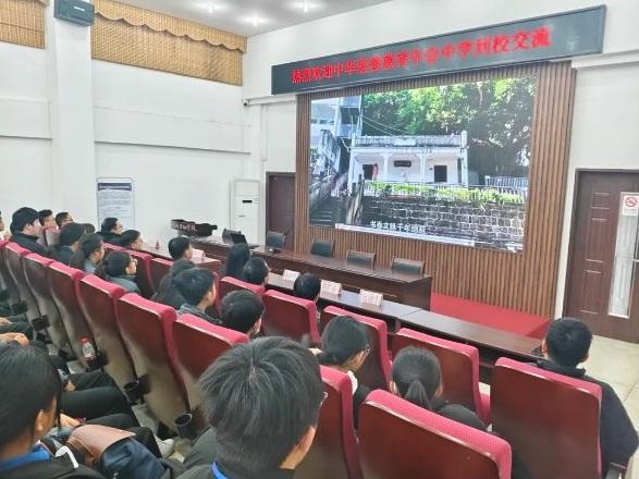 Visited Chaozhou Gaoji Experimental School