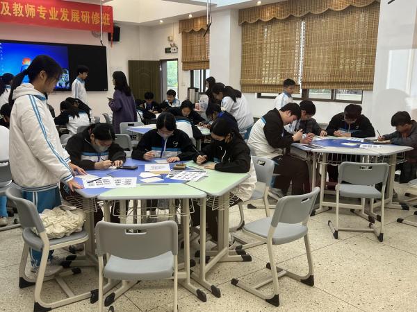 潮港少年，共繪青春——跨校社團交流，繪就文化共鳴