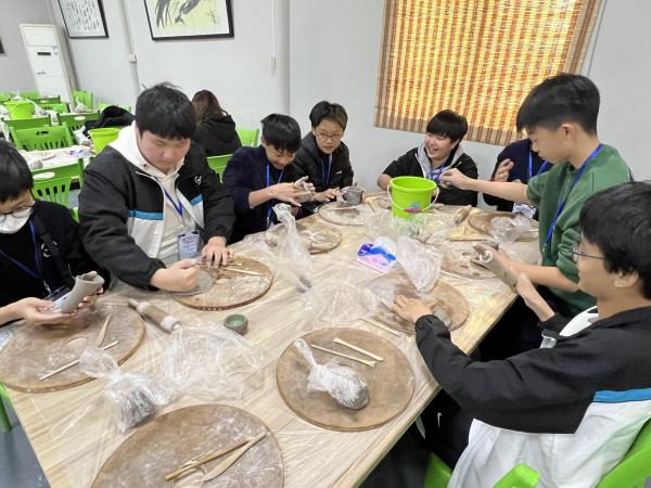 Visited Chaozhou Gaoji Experimental School