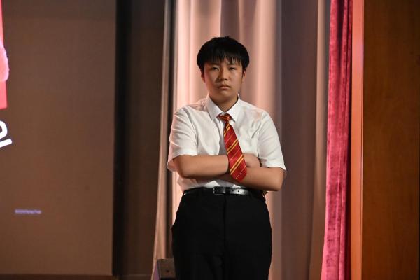 S2 書中角色Catwalk show