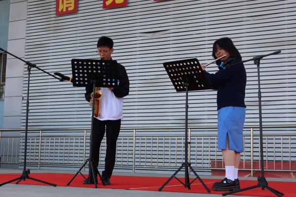 Xinjiang Production and Construction Corps Seventh Division Senior High School (Sister School)