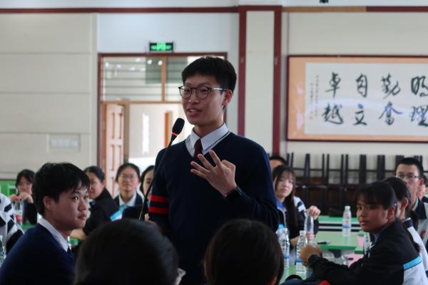 Xinjiang Production and Construction Corps Seventh Division Senior High School (Sister School)