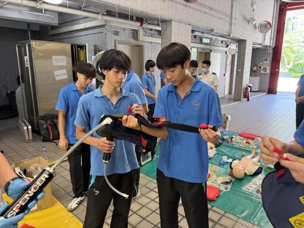 S4新高中體育科:「參觀流浮山救護站：體驗活動」