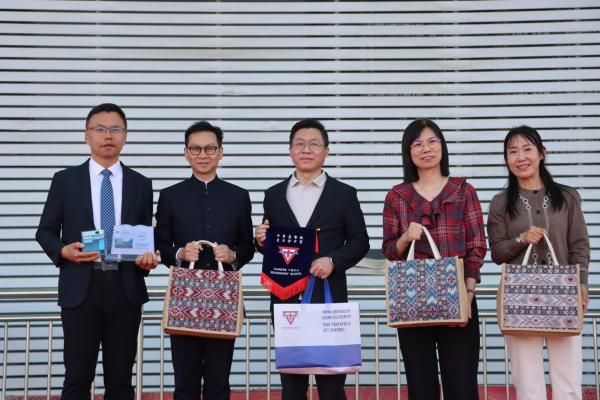 Xinjiang Production and Construction Corps Seventh Division Senior High School