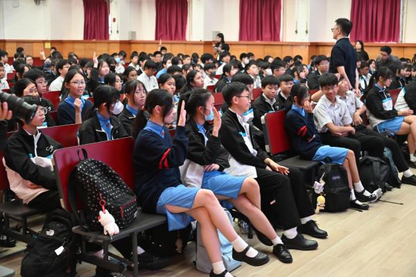 A Talk on Information Literacy_S2